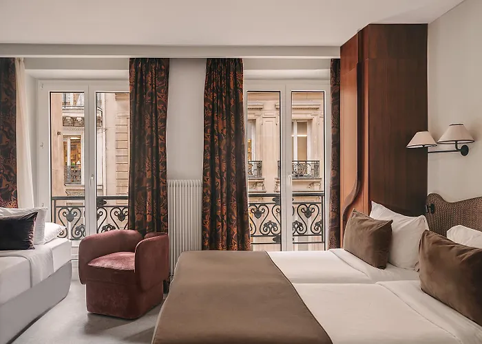 Belloy 4* Paris