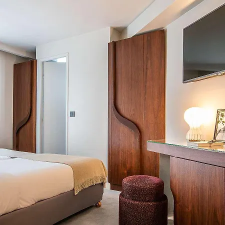 Belloy Saint Germain Otel