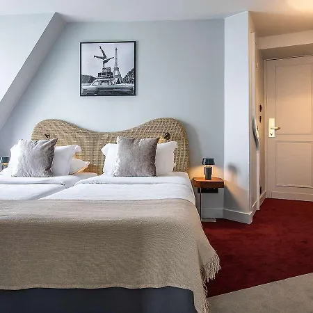 Belloy Saint Germain Otel 4*