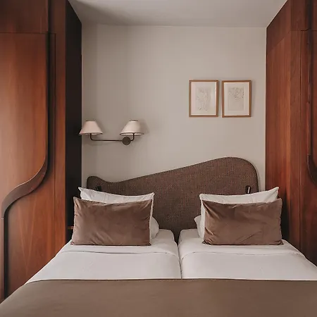Belloy Saint Germain Otel 4*