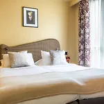 Belloy Hotel