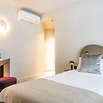 Belloy Hotel Paris